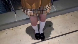 御女时尚范极品美女和社会上认识的炮友一起酒店啪啪,床上各种姿势干逼后又到卫生间边洗澡边干,最后还射颜.国语!